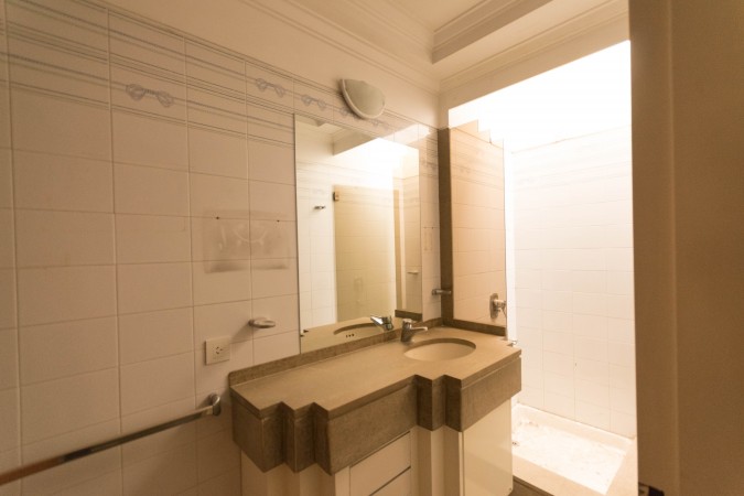 EXCELENTE PROPIEDAD GERENCIAL CON DESTINO COMERCIAL