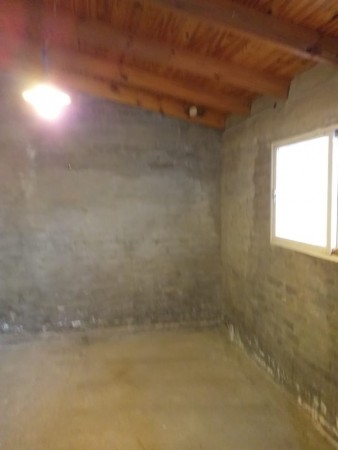 VENTA DUPLEX  CALLE RUFINO 4800 - Contactos 299 4066999 Martillero y Corredora Publica Graciela Tallarico