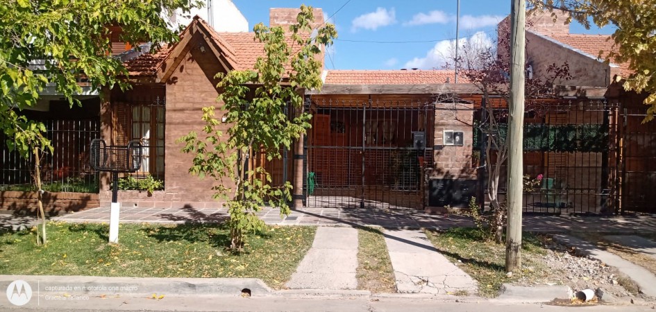 ALQUILA, Casa amoblada dos dormitorios