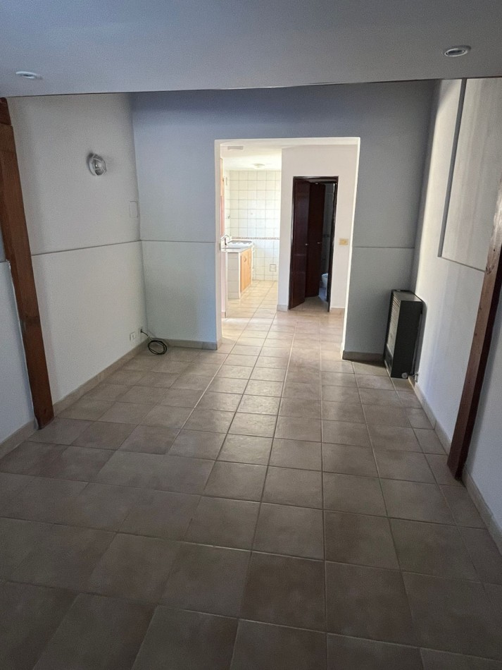ALQUILER CASA 1 DORMITORIO 