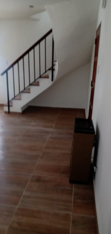 ALQUIULER  Departamento 2 dormitorios -  SIN EXPENSAS. Centrico 