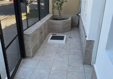 ALQUILA, CASA 2 DORMITORIOS